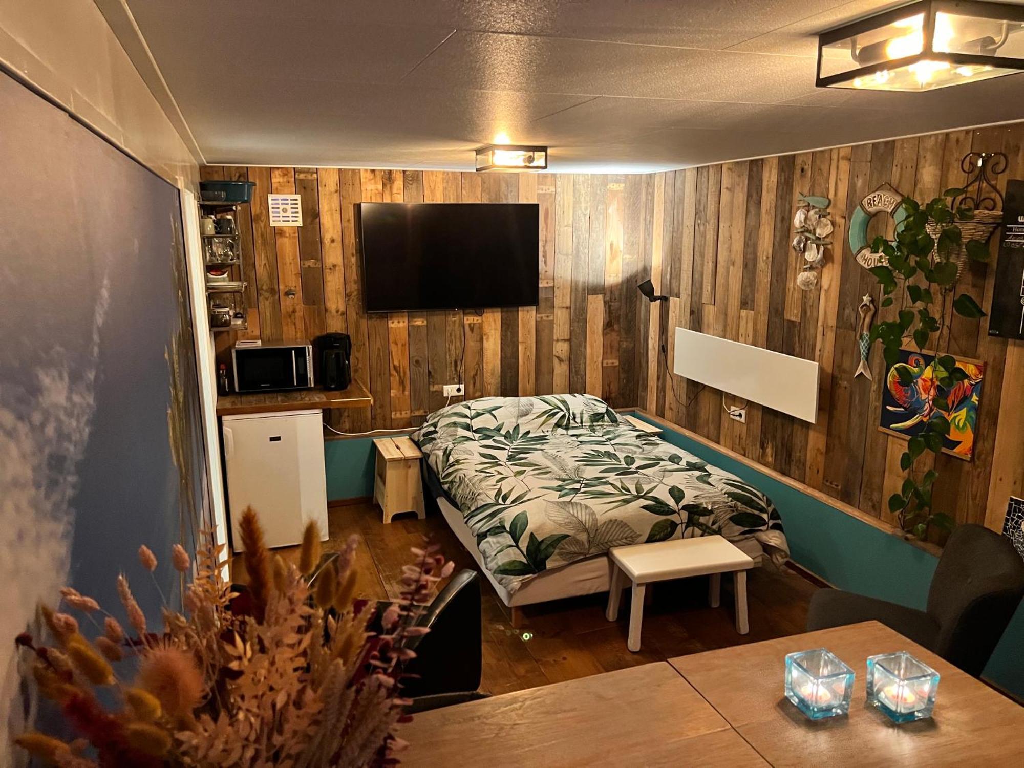 Beach House Met Badkamer, Boxspring & Airco Schoonebeek Exterior foto